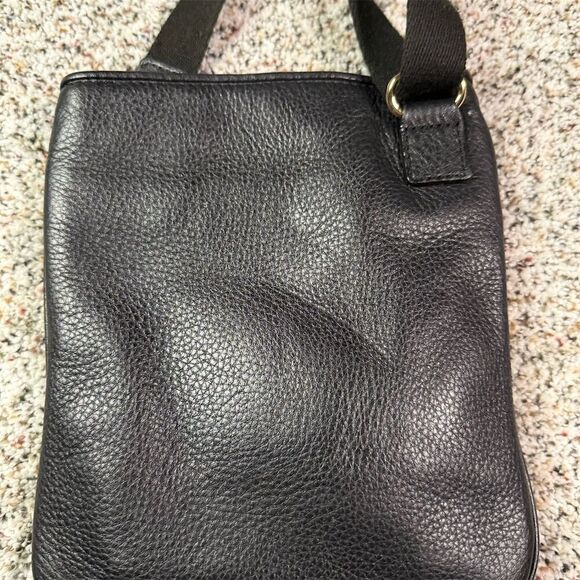 Michael Kors Fulton Black Leather Crossbody Bag Gold Hardware - Picture 2 of 8